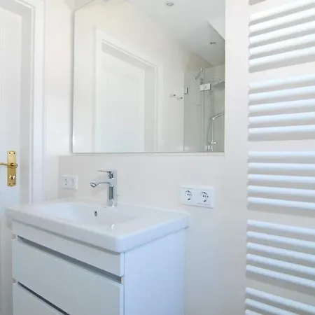 Senwai 4b 度假居 *